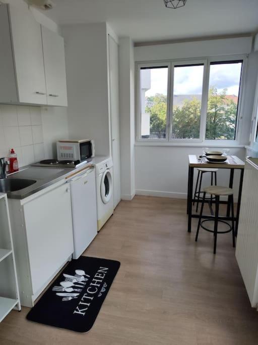 Peaceful Cocoon Apartment Chatou